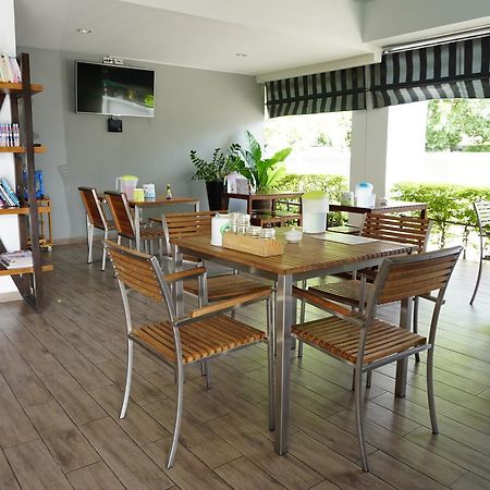 In Clover Bangsaen Extérieur photo